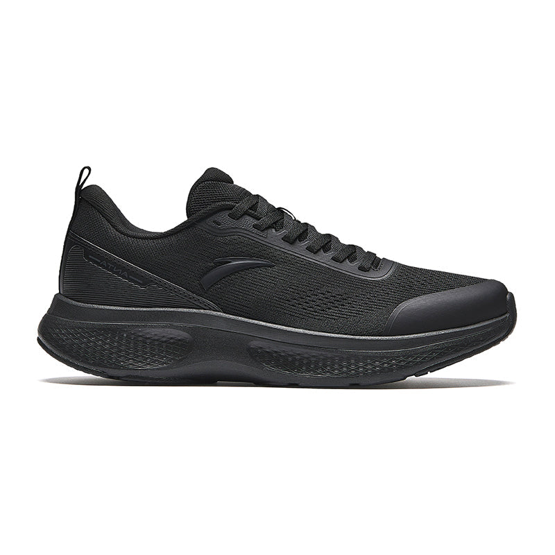 CROSS TRAINING SHOES
