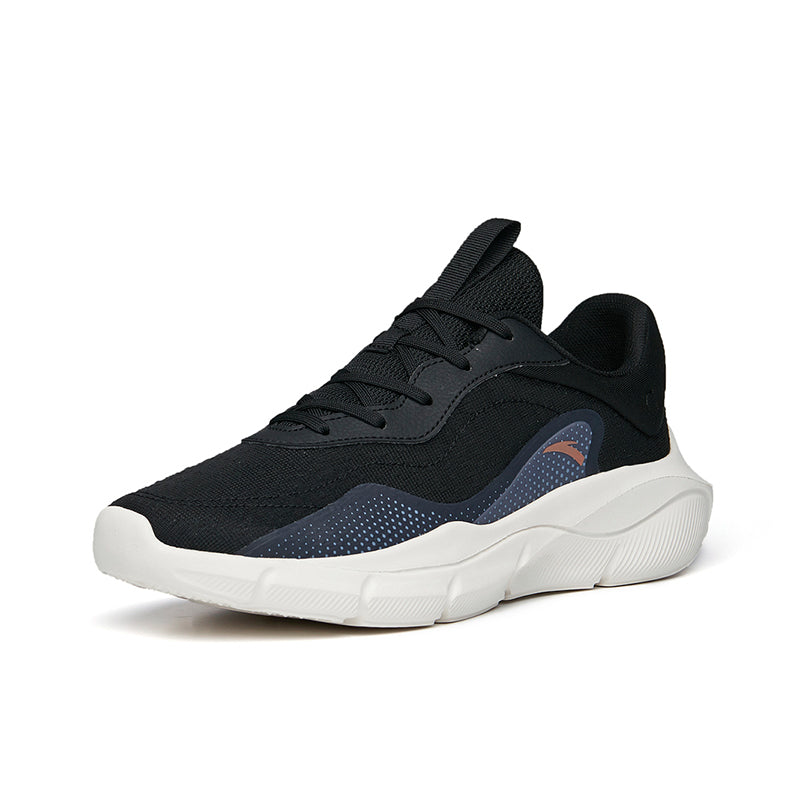 CROSS-TRAINING SHOES