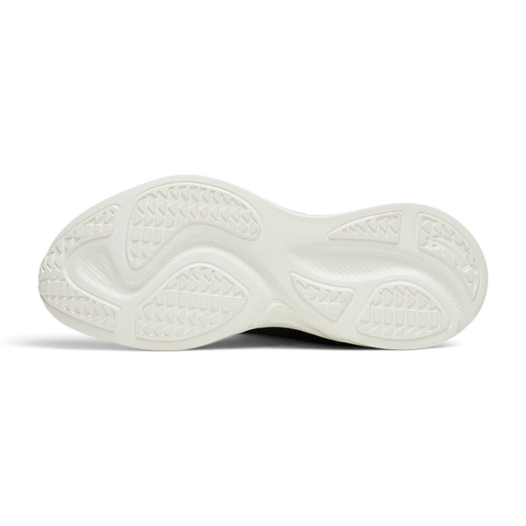 FRG ANTA A-JELLY running shoe featuring a white rubber outsole with textured traction patterns for road grip