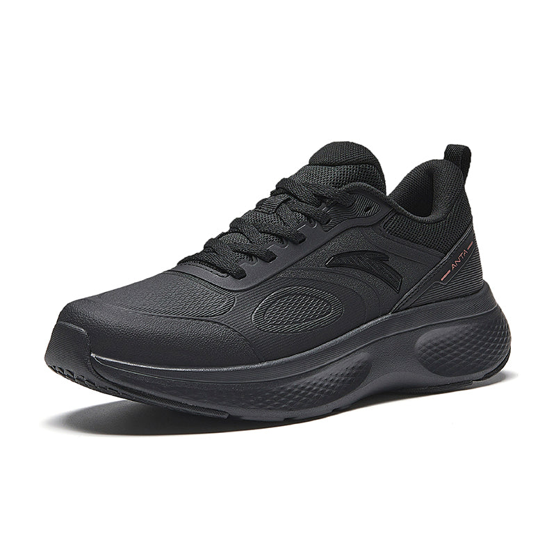 CROSS TRAINING SHOES