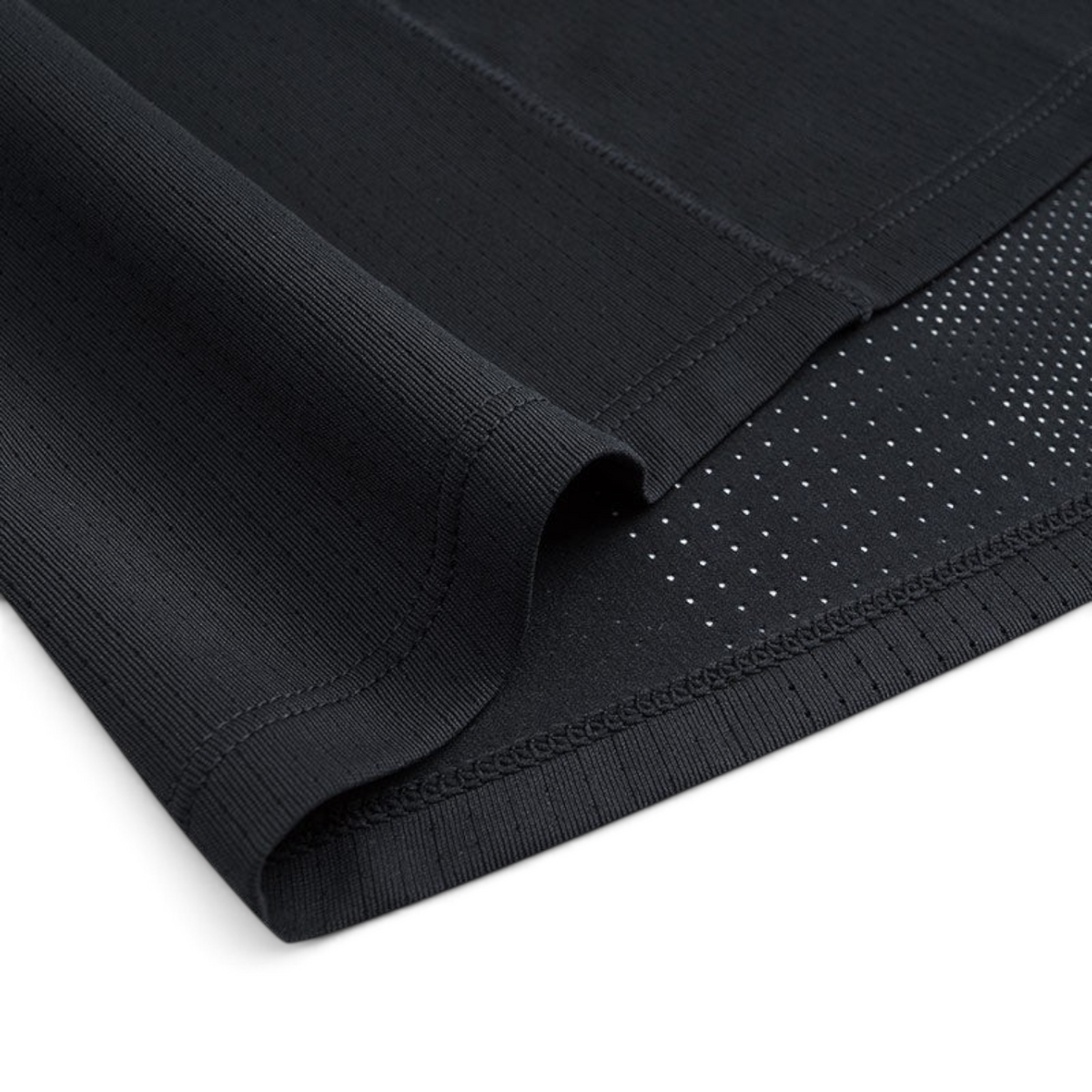 FRG ANTA black lightweight knit running t-shirt featuring A-COOL heat-wicking mesh zones for ventilation