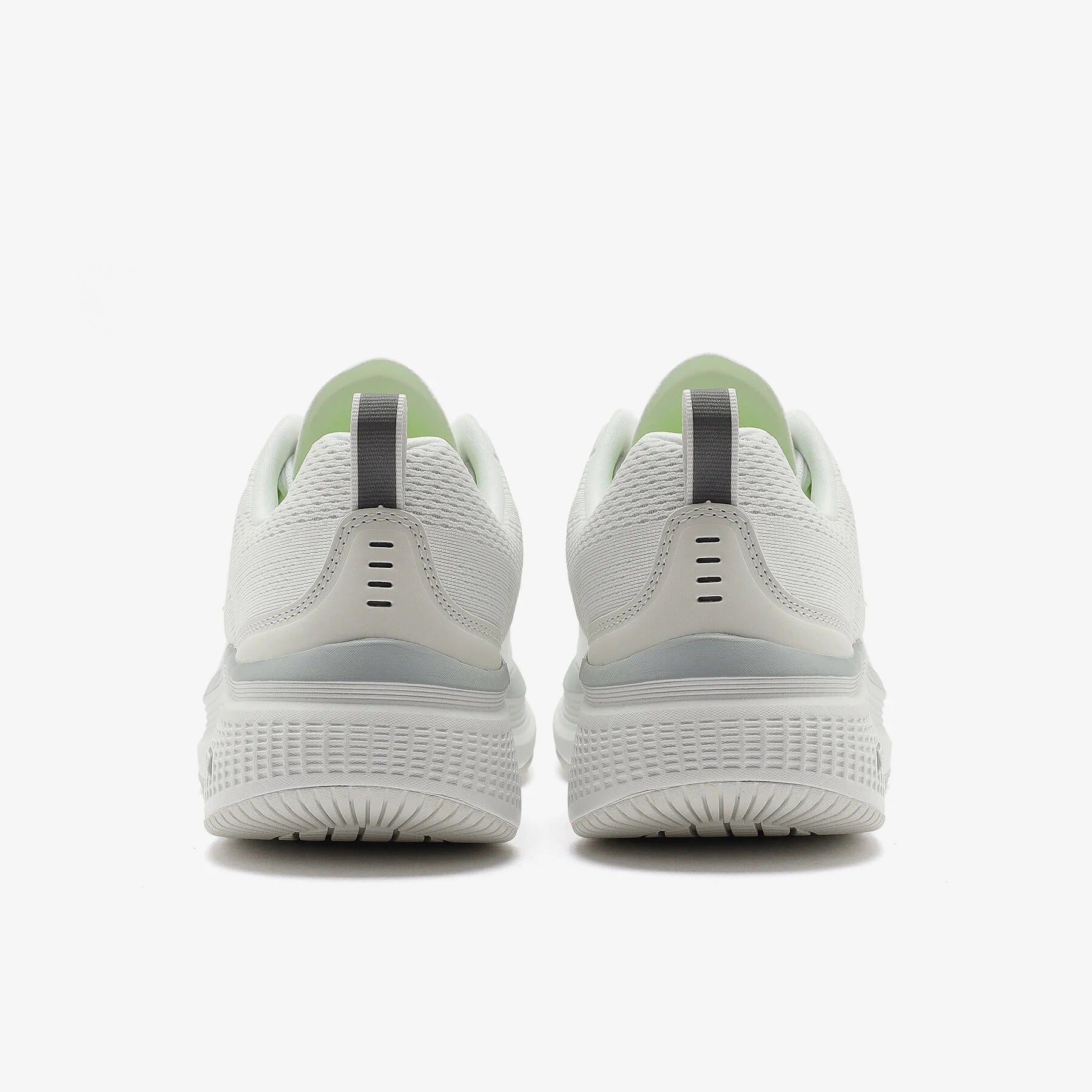 GO RUN ELEVATE 2.0 - FLUID MOTION