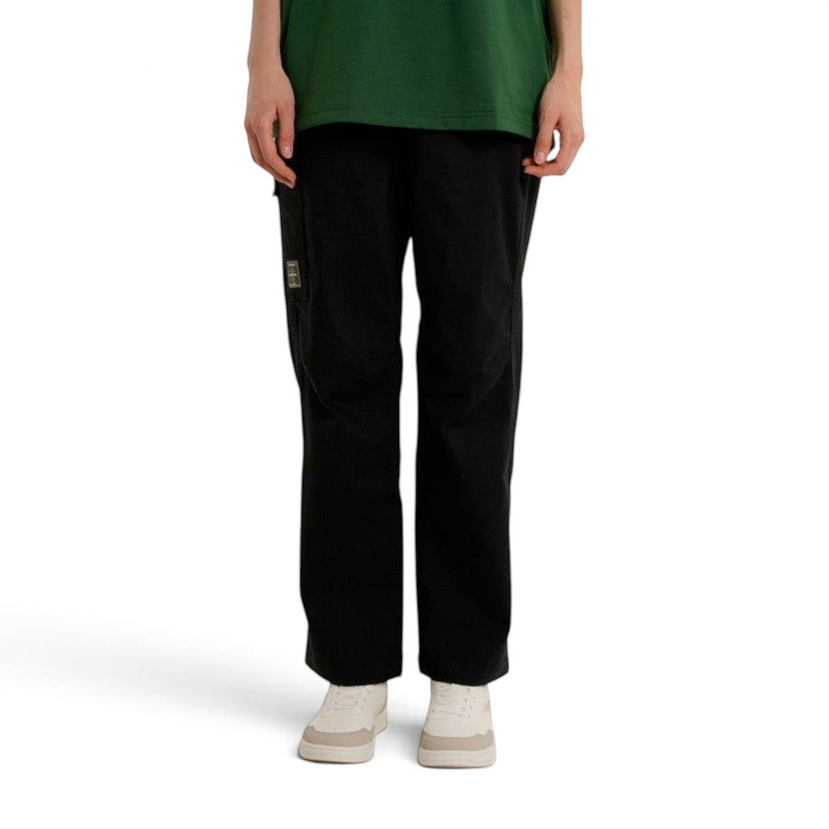 FRG ANTA SKATE black woven casual cargo pants with side pockets and a relaxed fit worn with white sneakers