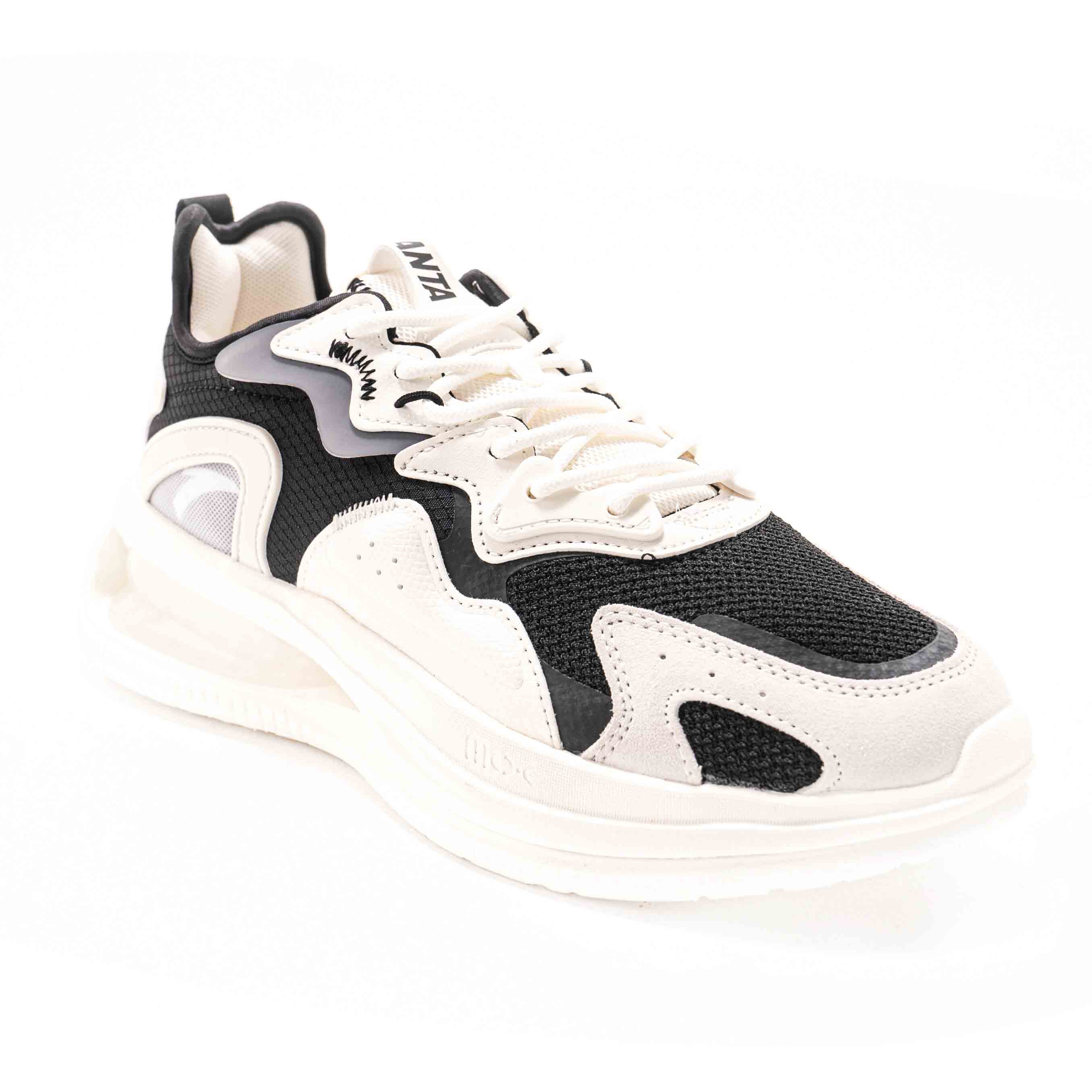 CASUAL SHOES