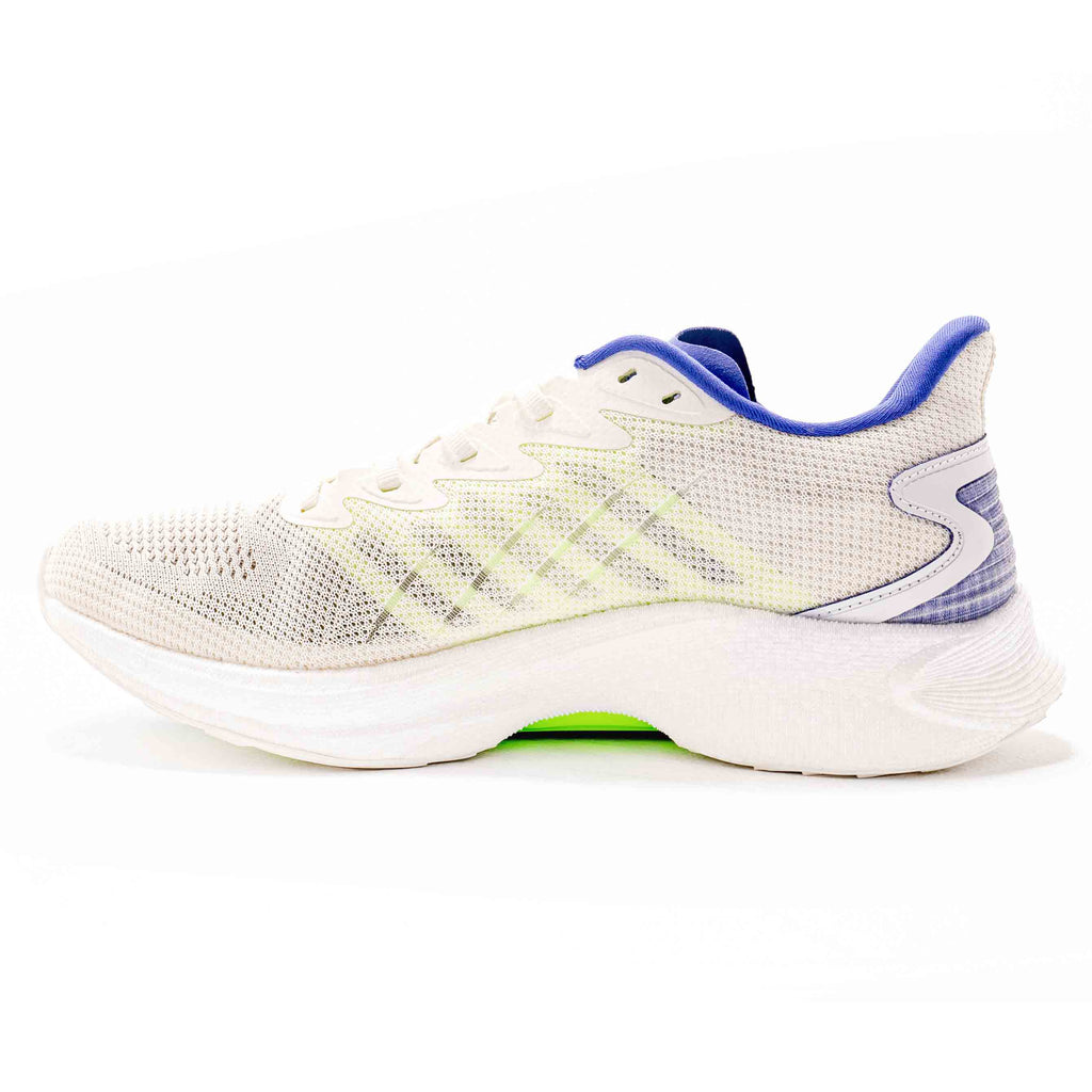 RUNNING SHOES