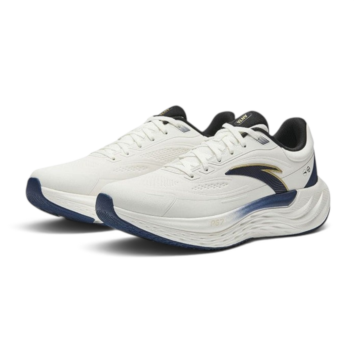 FRG Journey Walker 1.5 running shoes in white with navy blue accents and a cushioned midsole for everyday comfort.