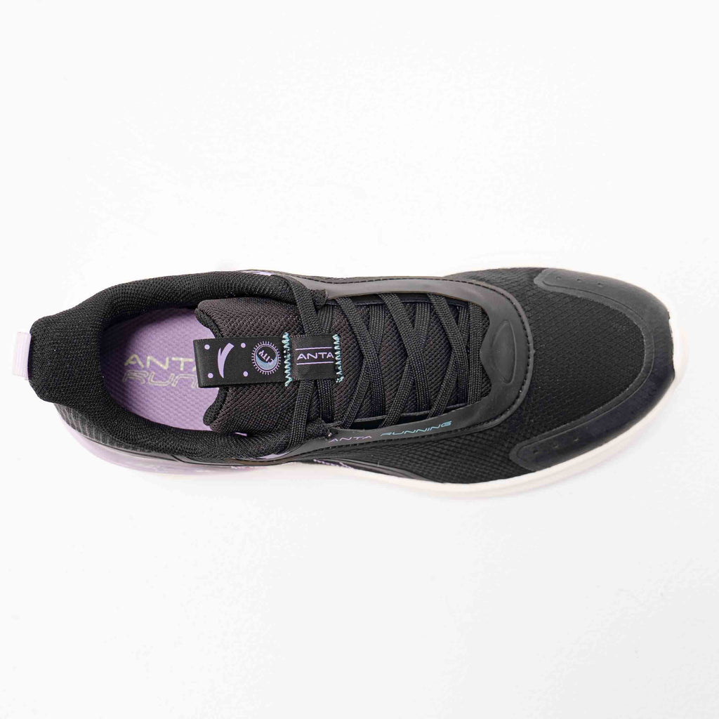 RUNNING SHOES