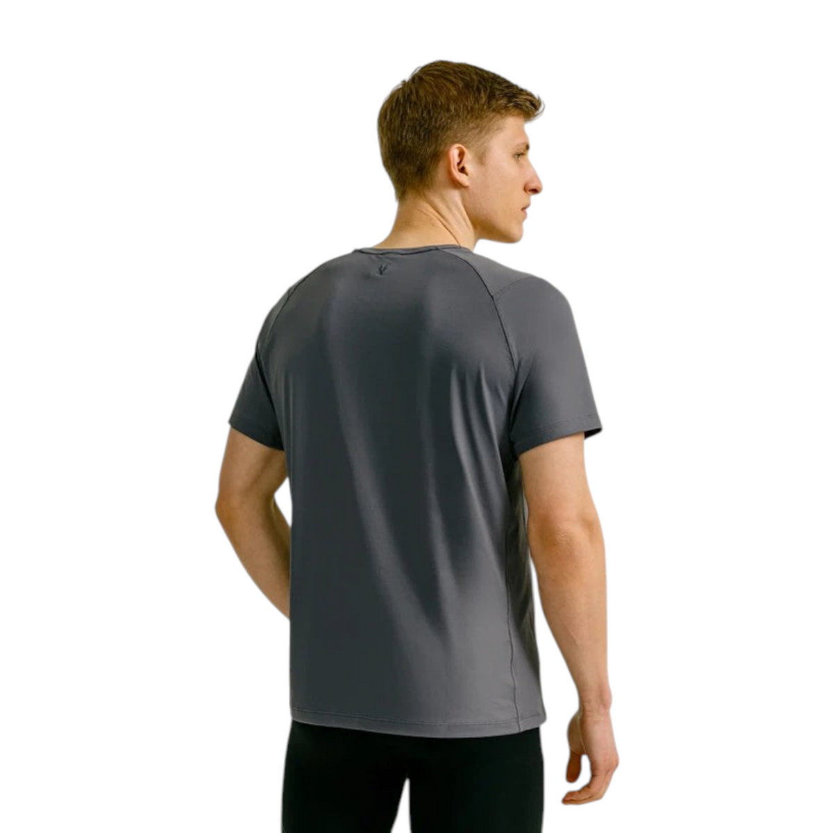 FRG ANTA A-Chill Touch grey short sleeve running t-shirt worn by a man, back view showing breathable fabric