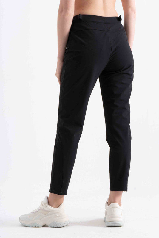 WOVEN TRACK PANTS