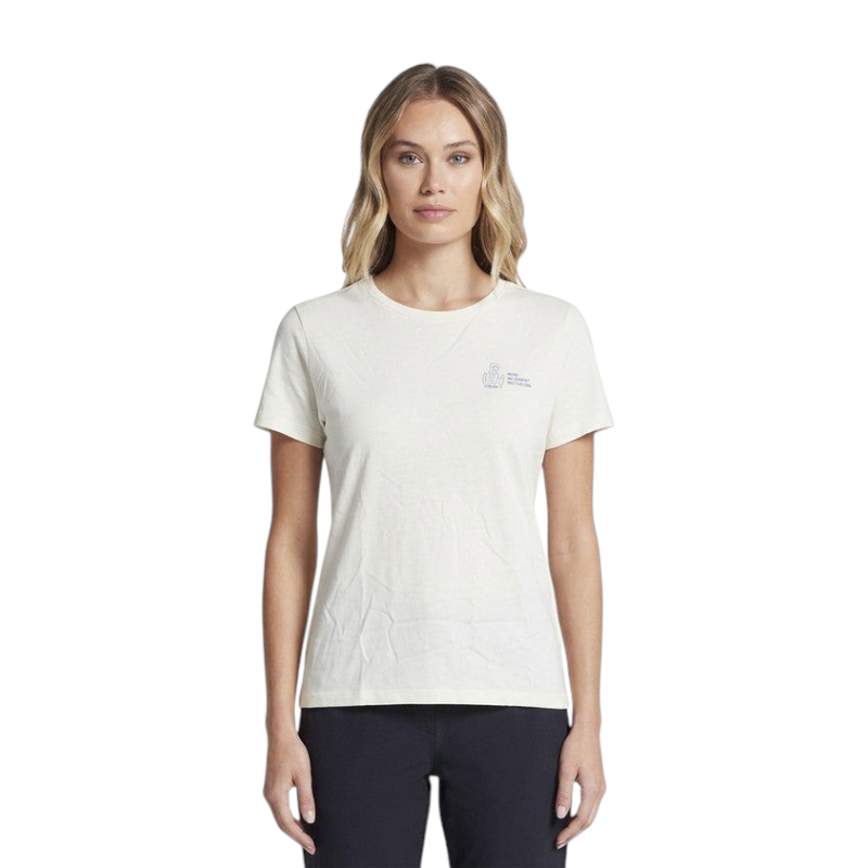 FRG ANTA C100 pure white short sleeve running t-shirt worn by a model, featuring a lightweight breathable fabric.