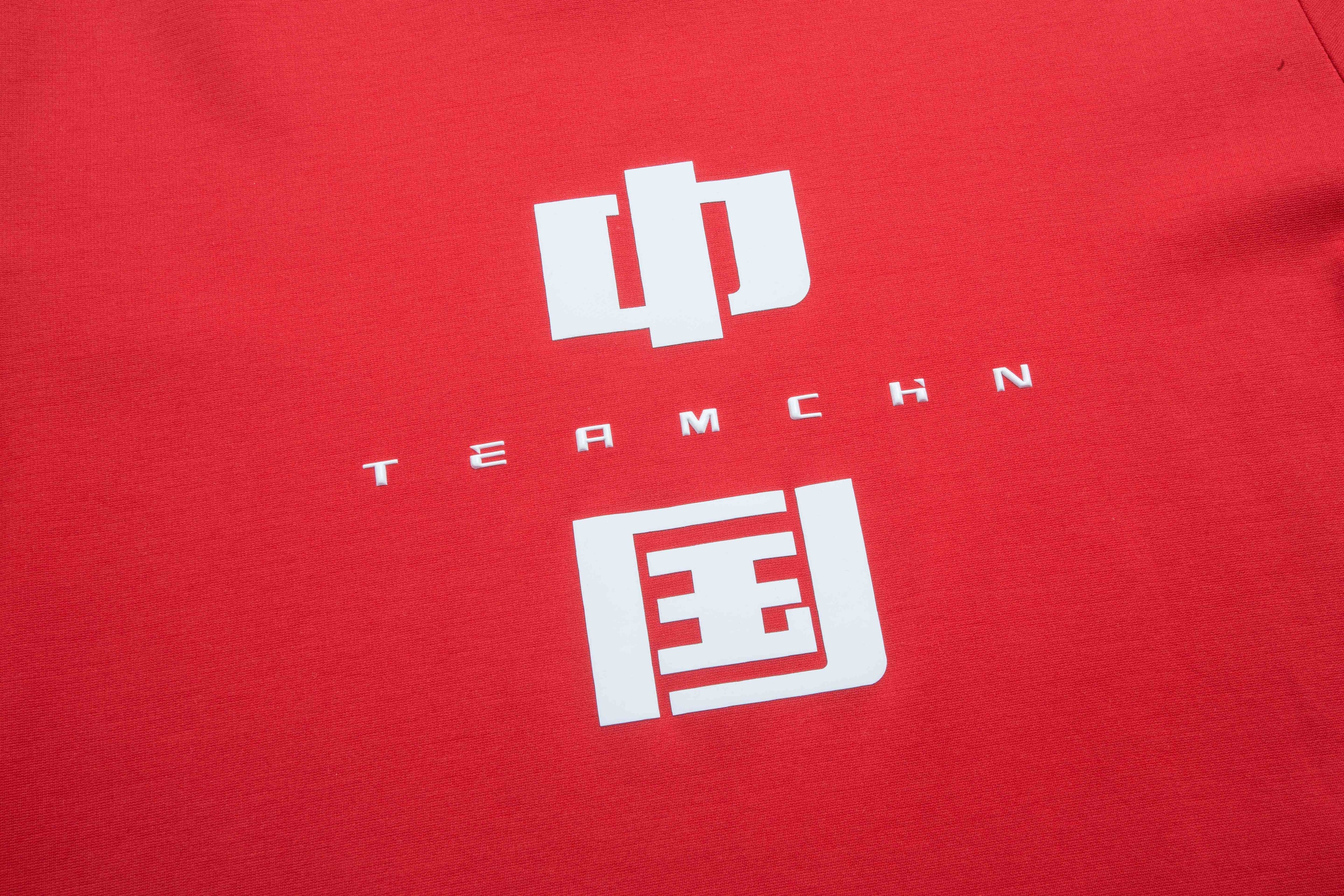 SS TEE