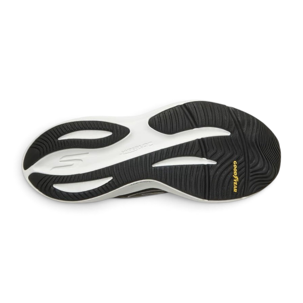 FRG Skechers Aero Pulse running shoe outsole featuring black rubber Goodyear traction and white cushioning
