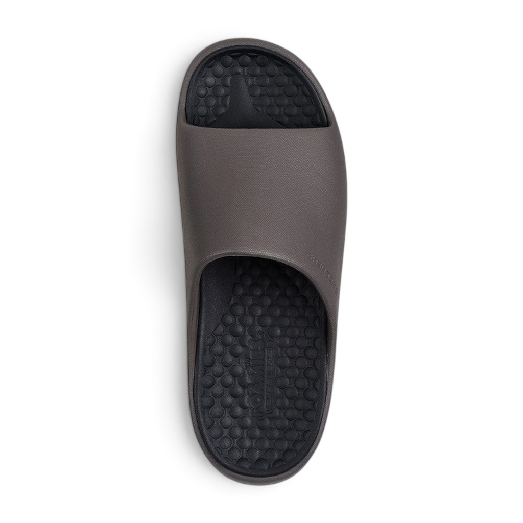 FRG Skechers Foamies Precision Elite slide in khakee with a sculpted single-band upper and contoured footbed.