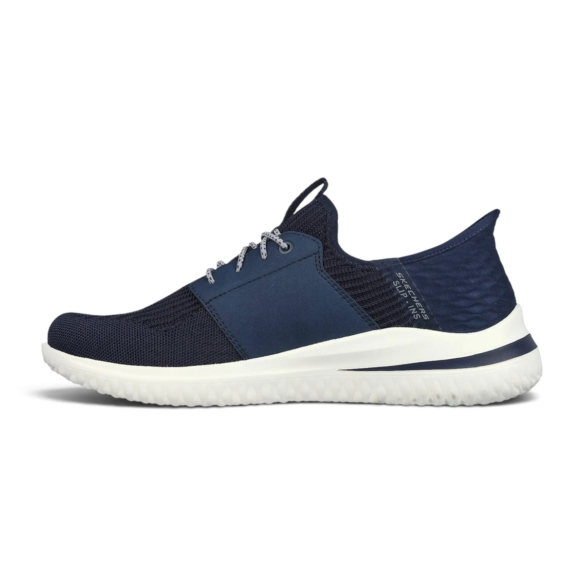FRG Delson 3.0 Lavell navy blue slip-on sneaker with a breathable knit upper and white cushioned sole