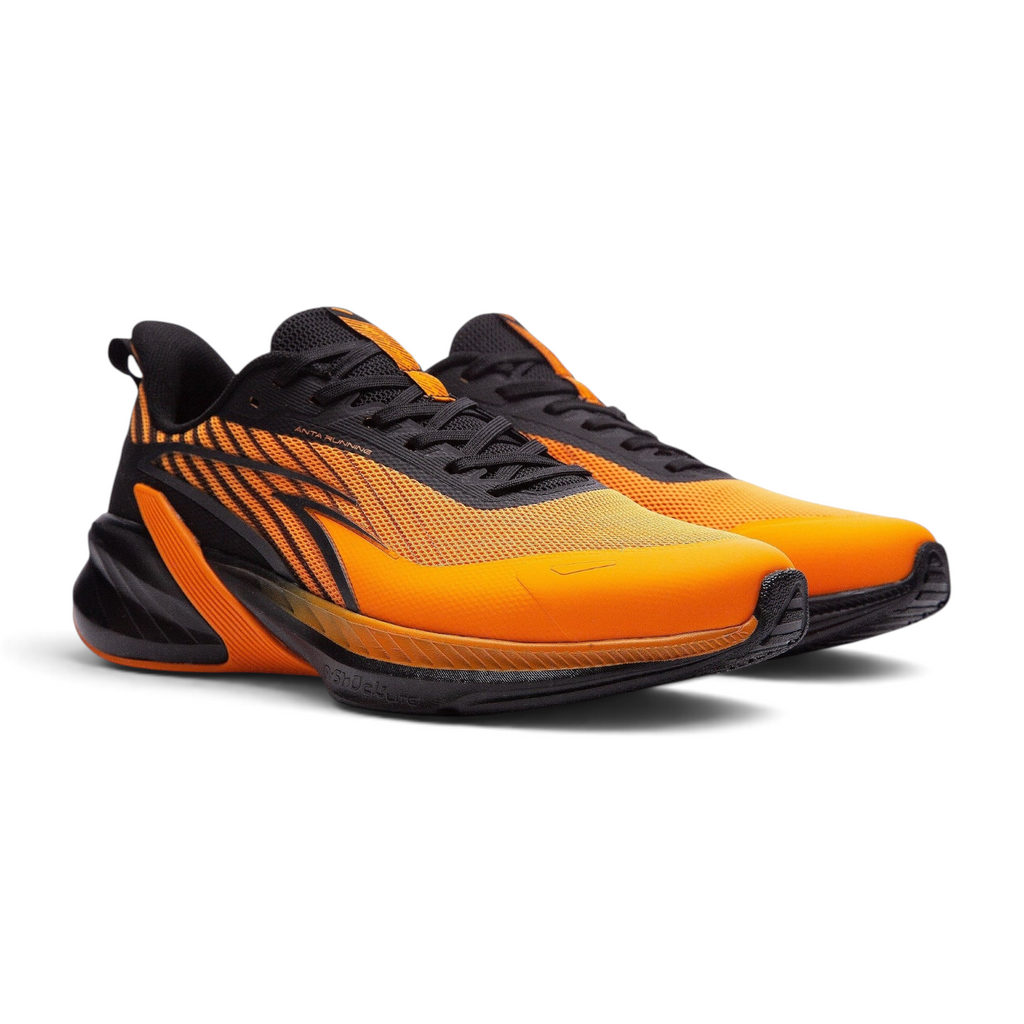 RUNNING SHOES