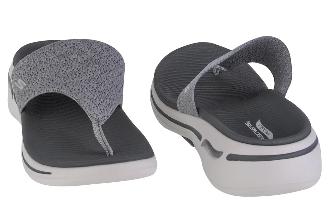 Skechers GO Walk Arch Fit Sandal Weekender Gray
